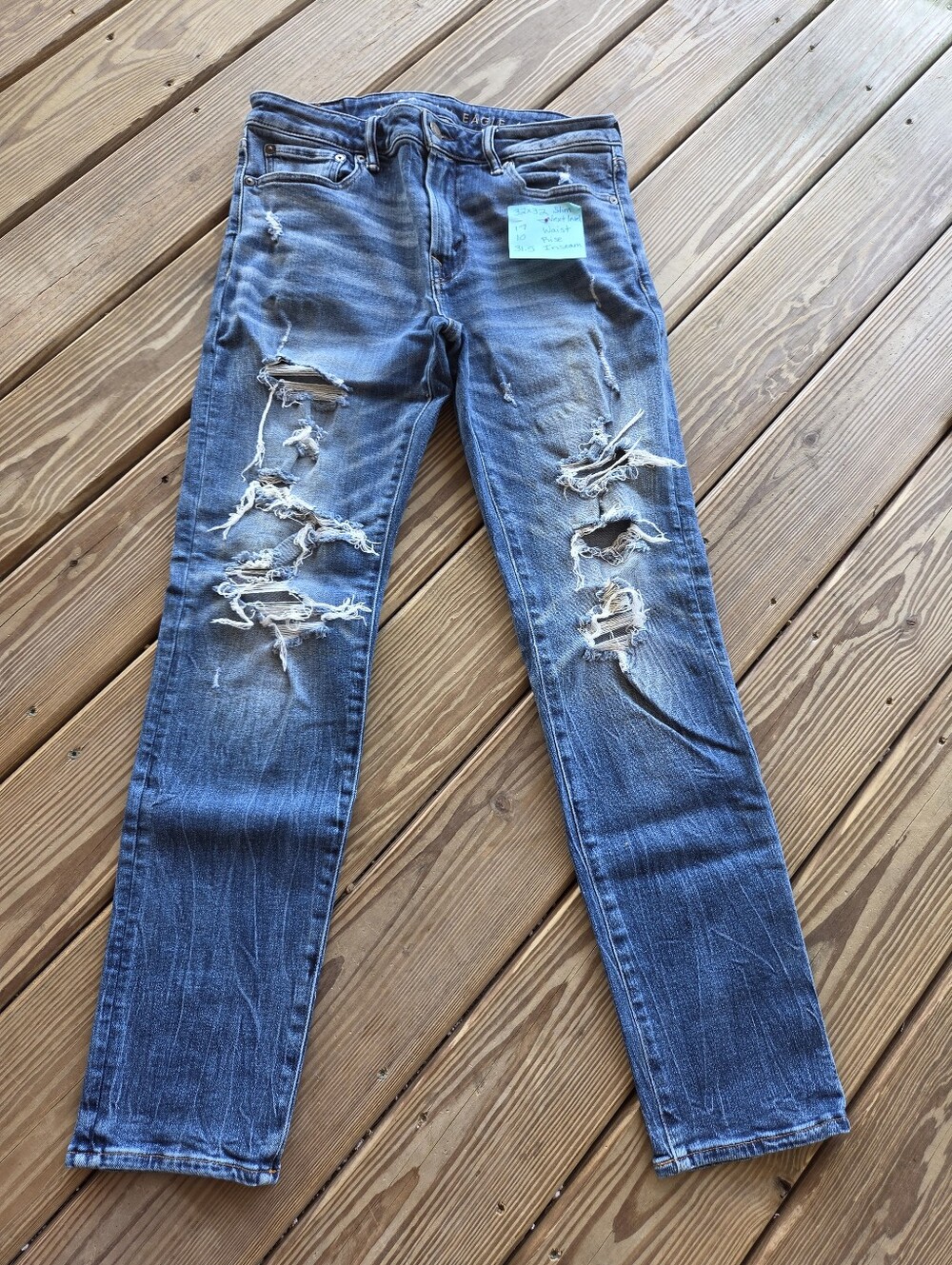 American Eagle Next Level Slim Distressed Jeans 32x32 (Measures 34x31.5)